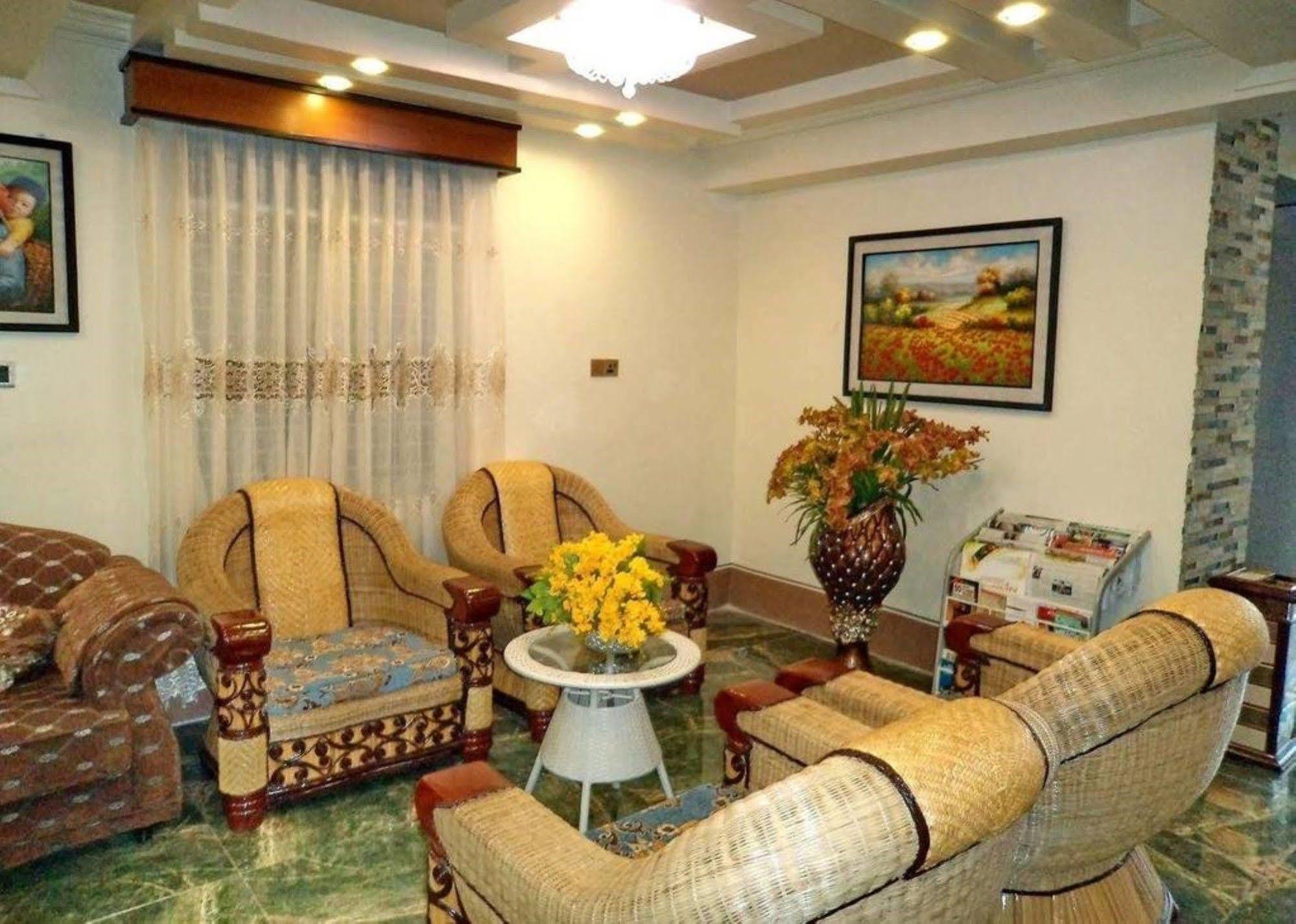 מנדלאי Hotel Sahara מראה חיצוני תמונה